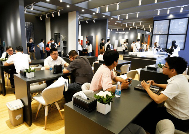 四季沐歌草莓污污视频