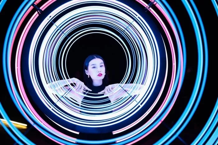 华为手机影像艺术展活动道具 华为手机影像艺术展活动道具