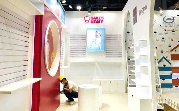 草莓污污视频工厂工人